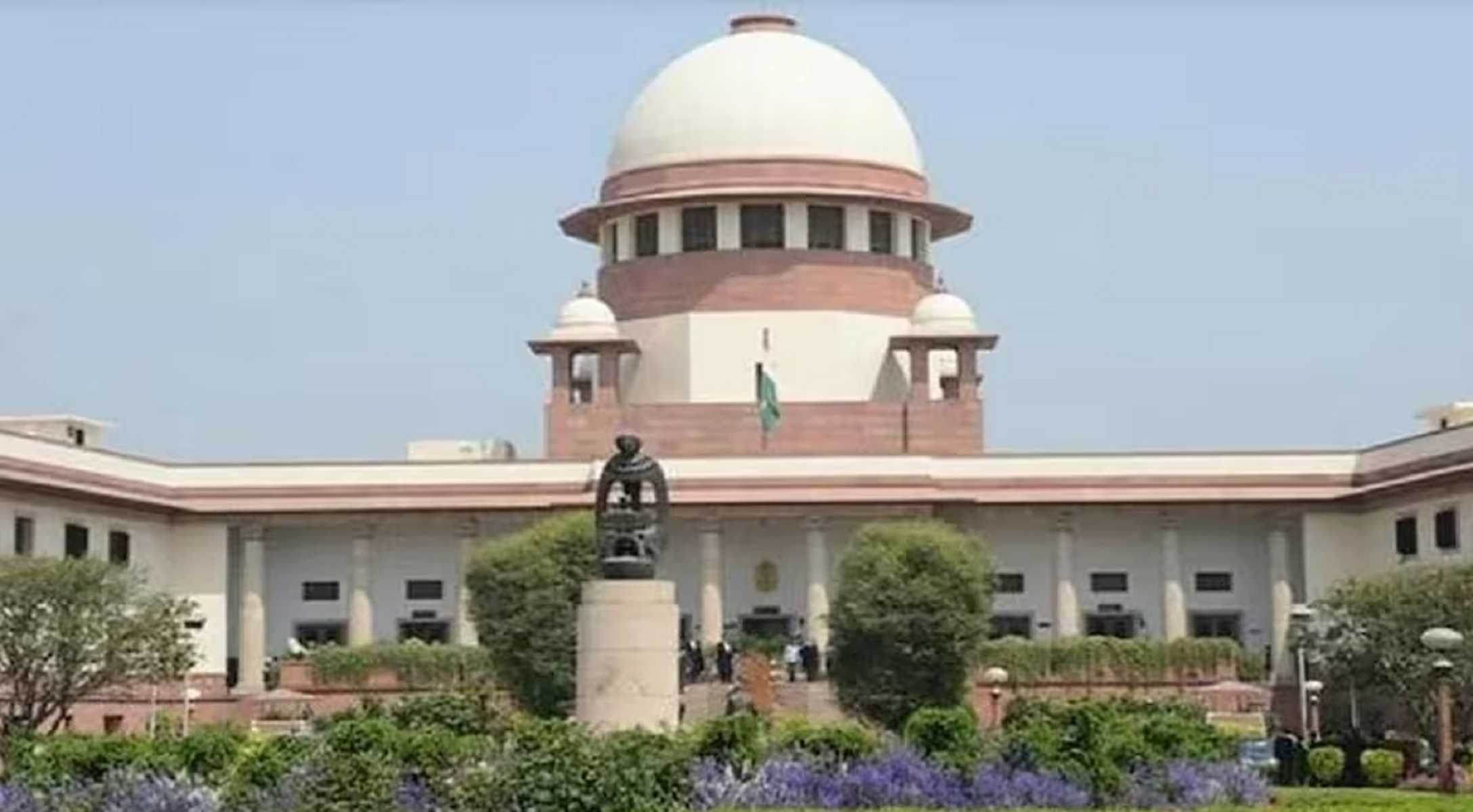 जम्मू-कश्मीर में चुनाव का रास्ता साफ, सुप्रीम कोर्ट ने परिसीमन के खिलाफ याचिका खारिज की जम्मू-कश्मीर में चुनाव का रास्ता साफ, सुप्रीम कोर्ट ने परिसीमन के खिलाफ याचिका खारिज की