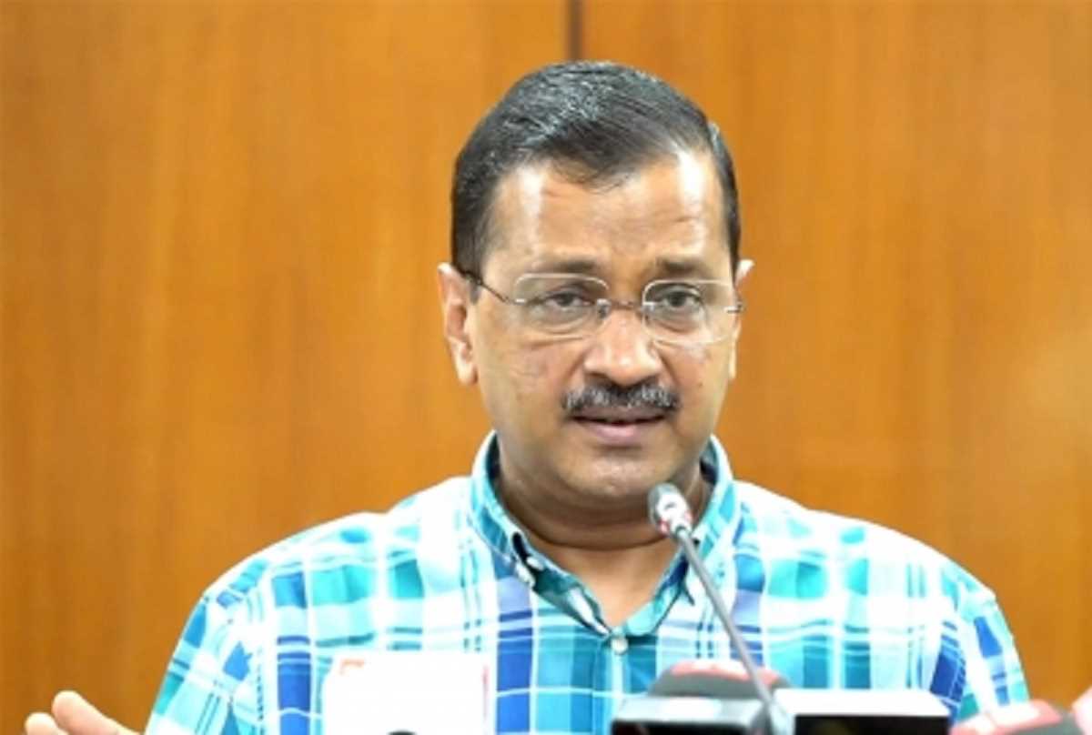 राहुल गांधी को मानहानि के मुकदमे में फंसाना ठीक नहीं : केजरीवाल