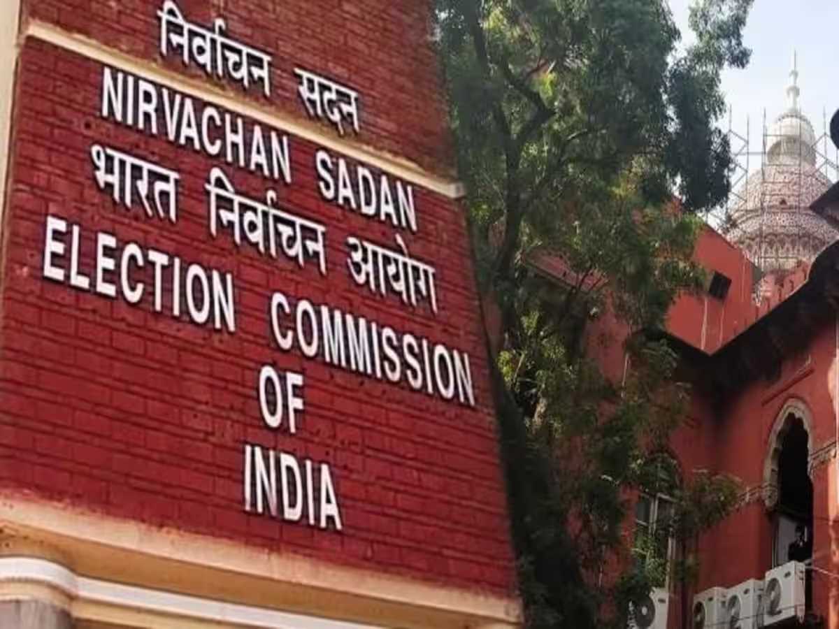 इस बार चुनाव में राजनीतिक पार्टियों को आपराधिक पृष्ठभूमि वाले उम्मीदवारों के बारे में देना होगा स्पष्टीकरण-आयोग