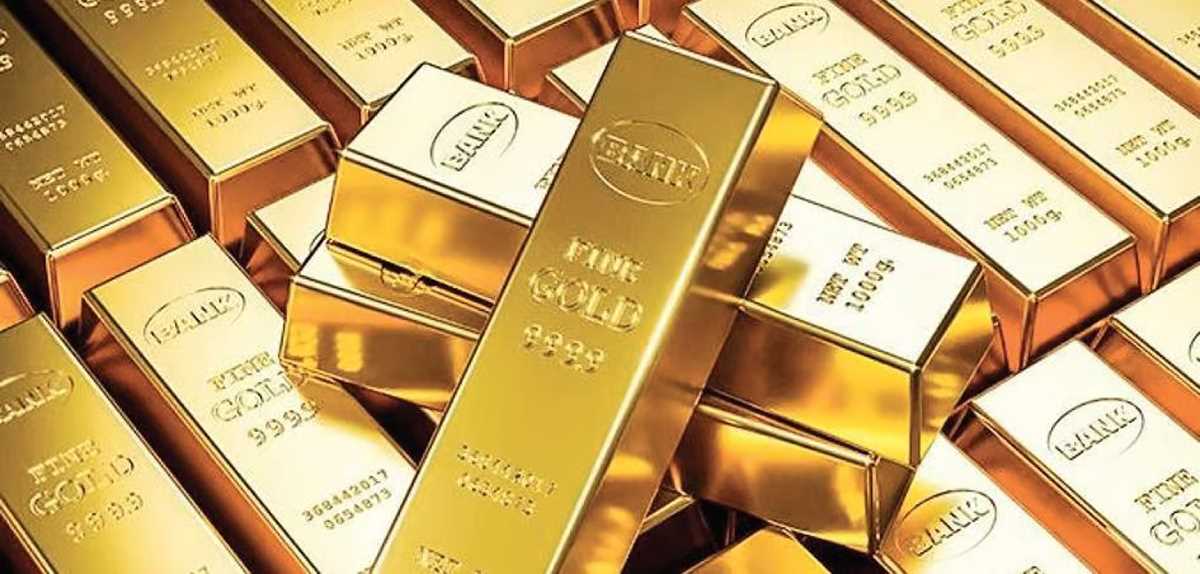 सोने के बेलगाम आयात ने किया रुपये का बंटाधार