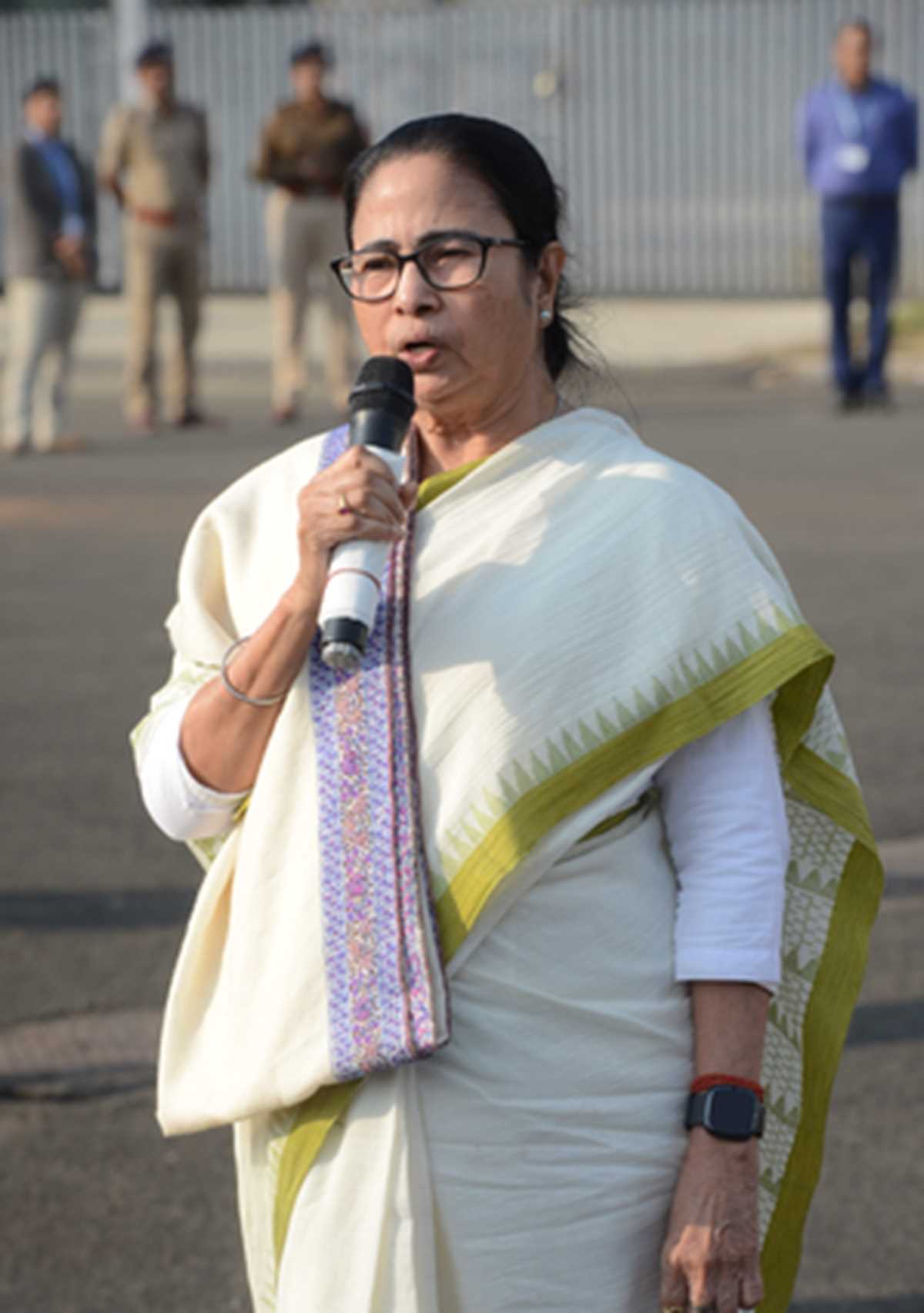 इंडिया ब्लॉक की ओर से पीएम चेहरे के तौर पर दिया गया खड़गे का नाम : ममता बनर्जी