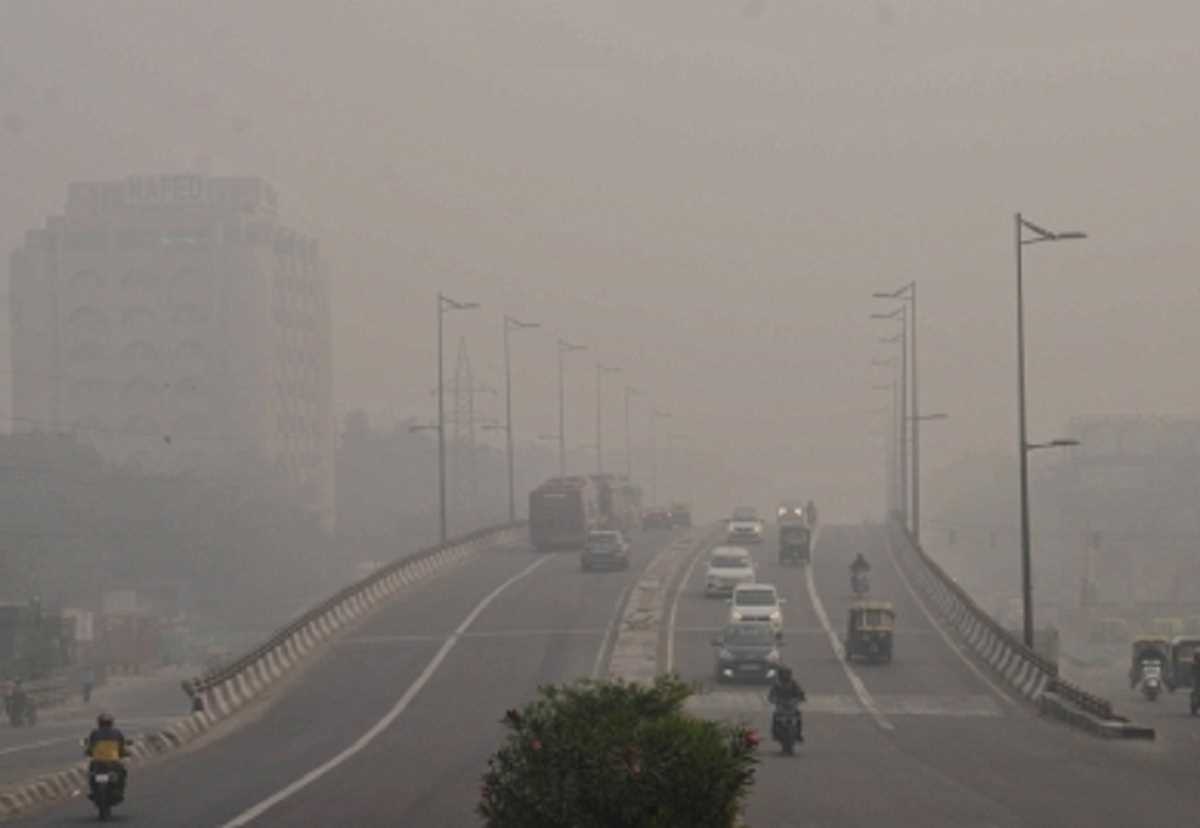 दिवाली के दो दिन बाद भी दिल्ली की वायु गुणवत्ता बेहद खराब श्रेणी में बरकरार