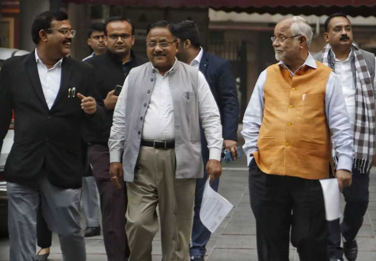 पनौती के बाद राहुल गांधी ने पीएम मोदी की तुलना जेबकतरे से कर डाली, , चुनाव आयोग पहुंची BJP