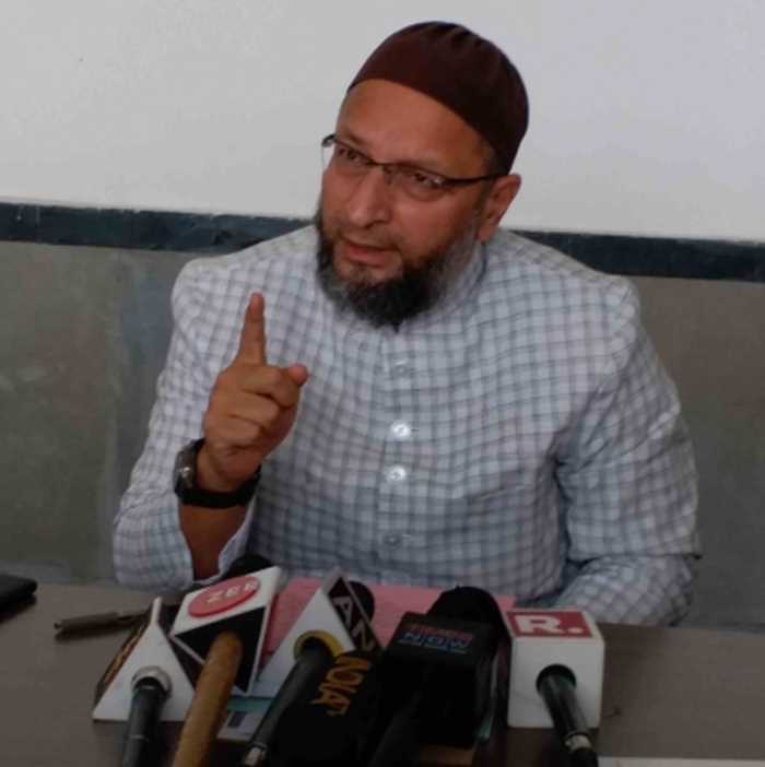 मप्र में भाजपा की फिर सरकार बनने पर ओवैसी ने अपरोक्ष तौर पर दिग्विजय को जिम्मेदार ठहराया