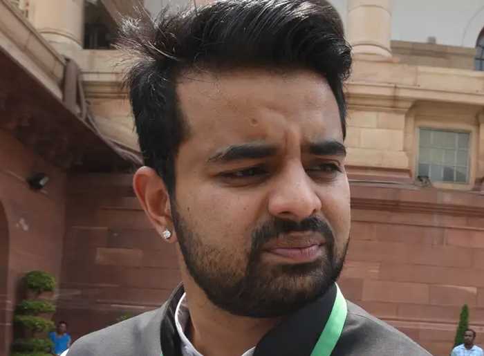 पहली बार बोले सांसद प्रज्वल रेवन्ना, भारत लौटने की बात कही