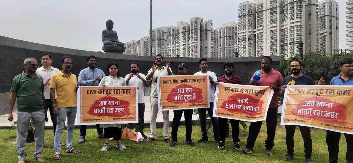 घर खरीदारों का ग्रेनो वेस्ट में 26वें सप्ताह भी प्रदर्शन रहा जारी