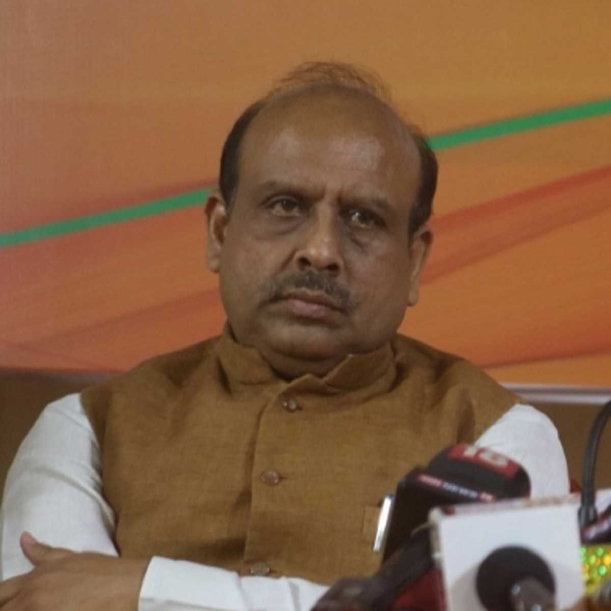 दिल्ली में प्रदूषण को लेकर विजेंदर गुप्ता ने केजरीवाल पर साधा निशाना दिल्ली में प्रदूषण को लेकर विजेंदर गुप्ता ने केजरीवाल पर साधा निशाना