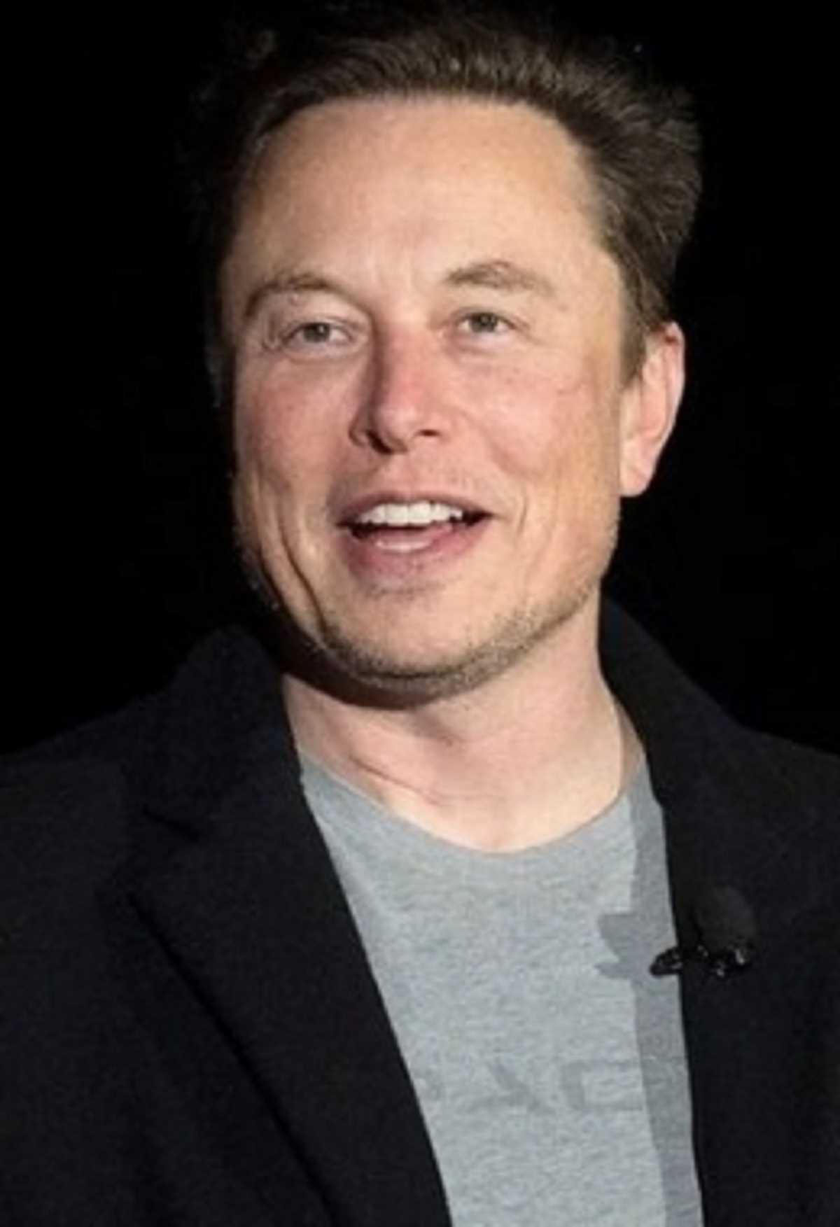 एलन मस्क खो सकते हैं दुनिया के सबसे अमीर शख्स का खिताब !