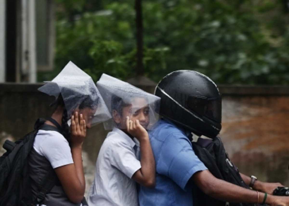 तमिलनाडु में भारी बारिश की आशंका, स्कूल और कॉलेजों को बंद करने का आदेश