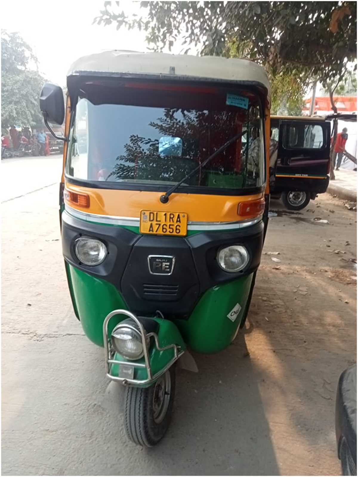 गाजियाबाद में चोरों ने मचा रखा है आतंक, पार्किंग से ऑटो गायब