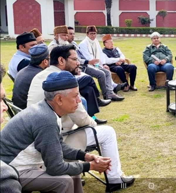 देवबंद की सरजमीं से उठी आवाज : दंगा, भयमुक्त भारत का हो निर्माण, कट्टरता व नफरत के खिलाफ होगा इंकलाब