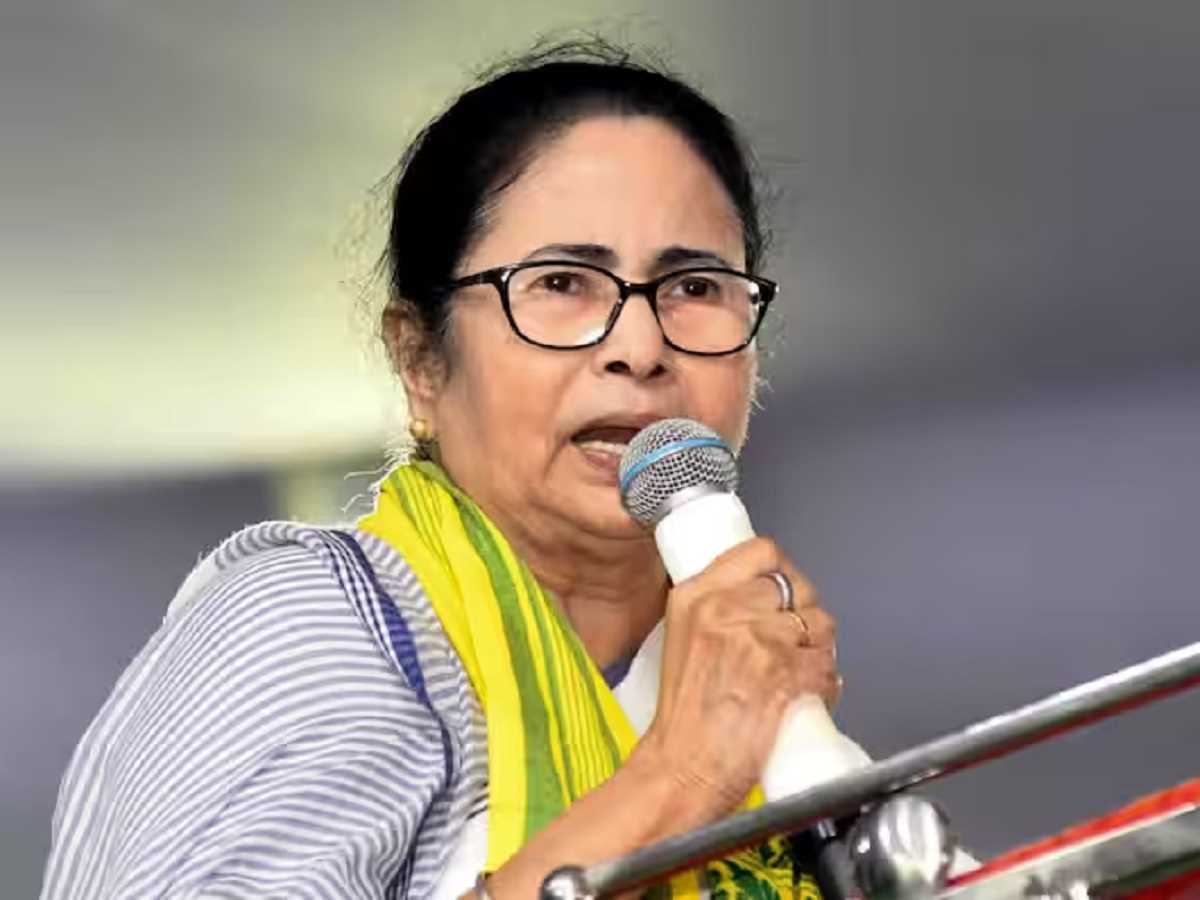 लंबित फंड पर चर्चा के लिए पीएम से 18-20 दिसंबर के बीच का समय मांगा : सीएम ममता