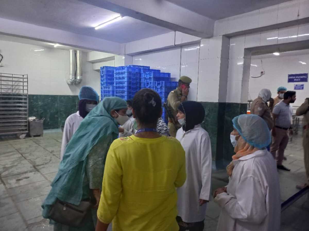 गाजियाबाद के स्लॉटर हाउस से 57 नाबालिग रेस्क्यू, राष्ट्रीय बाल अधिकार संरक्षण ने की थी शिकायत