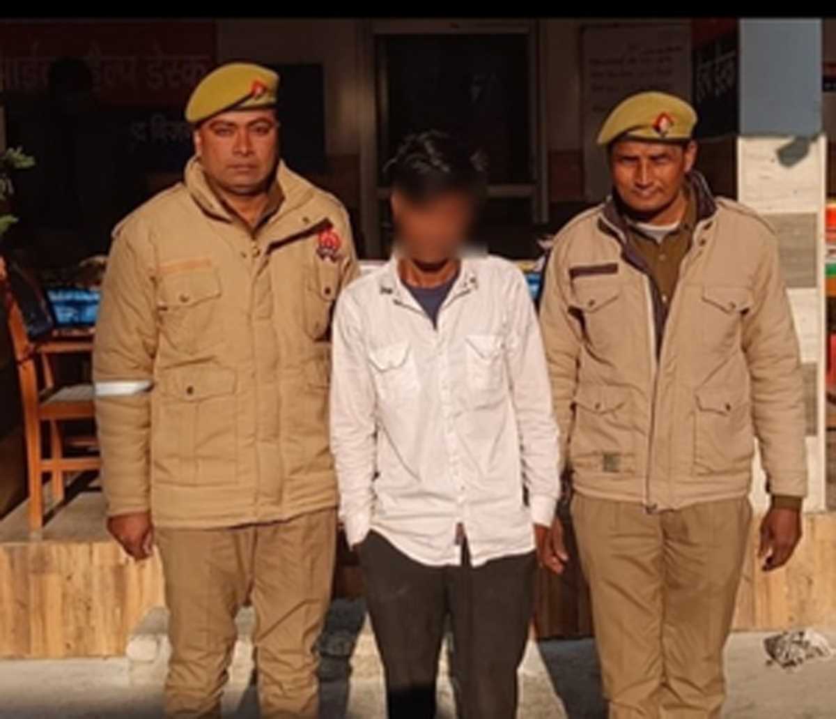 बिजनौर में नाबालिग से रेप का आरोपी गिरफ्तार