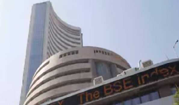 मजबूत विदेशी संकेतों से घरेलू शेयर बाजार चमका, सेंसेक्स 290 अंक उछला