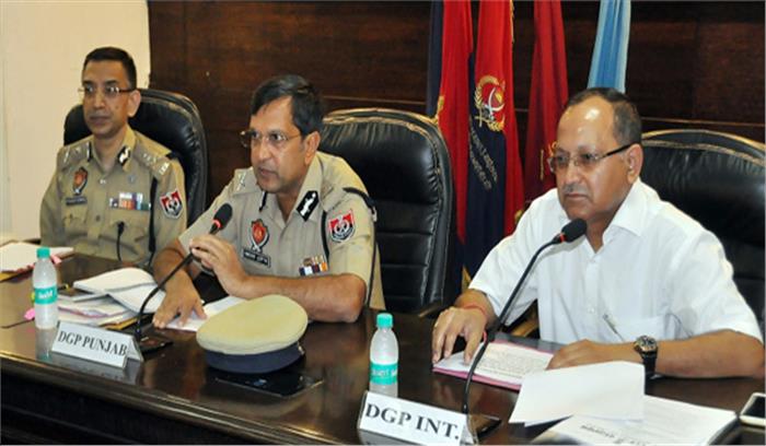 कोविड-19 : पंजाब में 5 साल तक के बच्चों वाली महिला पुलिसकर्मियों को विशेष राहत कोविड-19 : पंजाब में 5 साल तक के बच्चों वाली महिला पुलिसकर्मियों को विशेष राहत