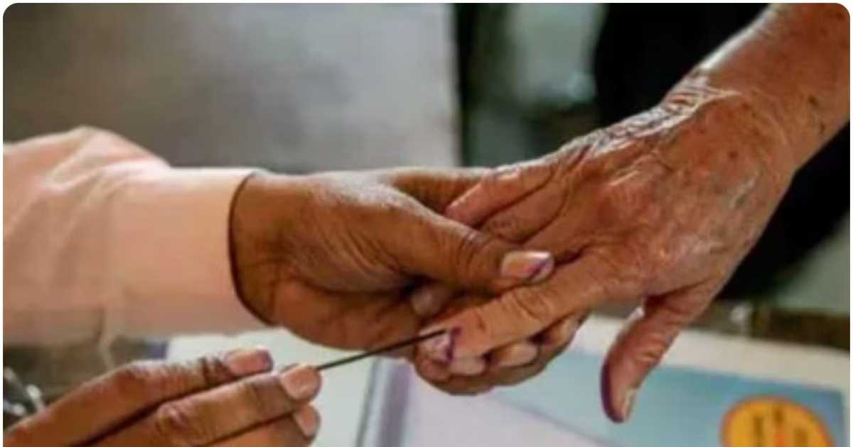 10 सीटों पर उपचुनाव से पहले यूपी में फिर सुलग रही हिंदू-मुस्लिम की आग, राजनीतिक दलों के लिए बन सकता है ब्रह्मास्त्र