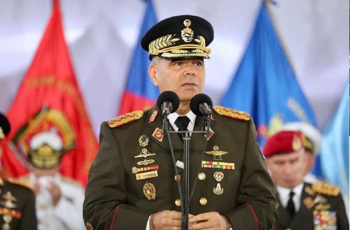 प्रवासियों के साथ अमेरिका का व्यवहार ‘मानवता के विरुद्ध हमला’: वेनेजुएला