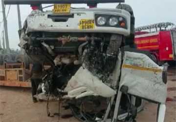 हरियाणा में बस-ट्रेलर की भिड़ंत में आठ की मौत