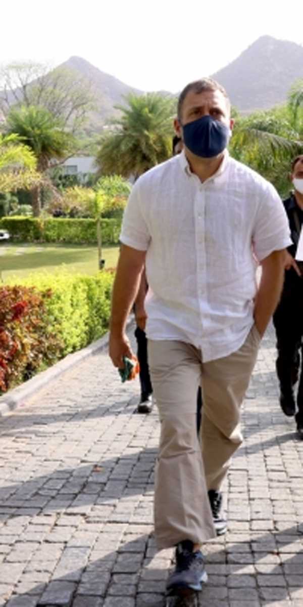 राहुल इंडिया एट 75 पर कैम्ब्रिज यूनिवर्सिटी को संबोधित करने ब्रिटेन रवाना