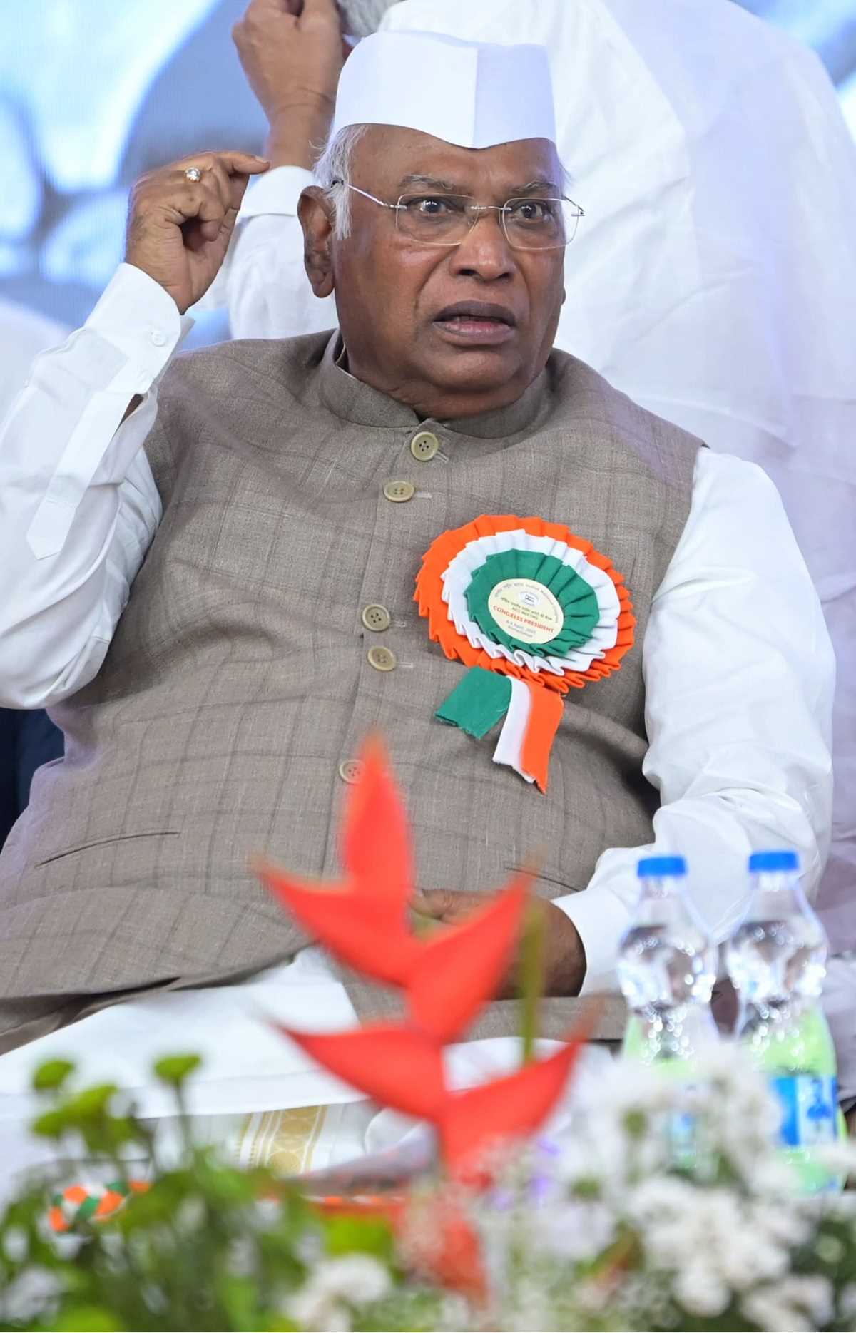 लोकतंत्र को खत्म कर सामाजिक असमानता बढ़ा रही है मोदी सरकार: खरगे