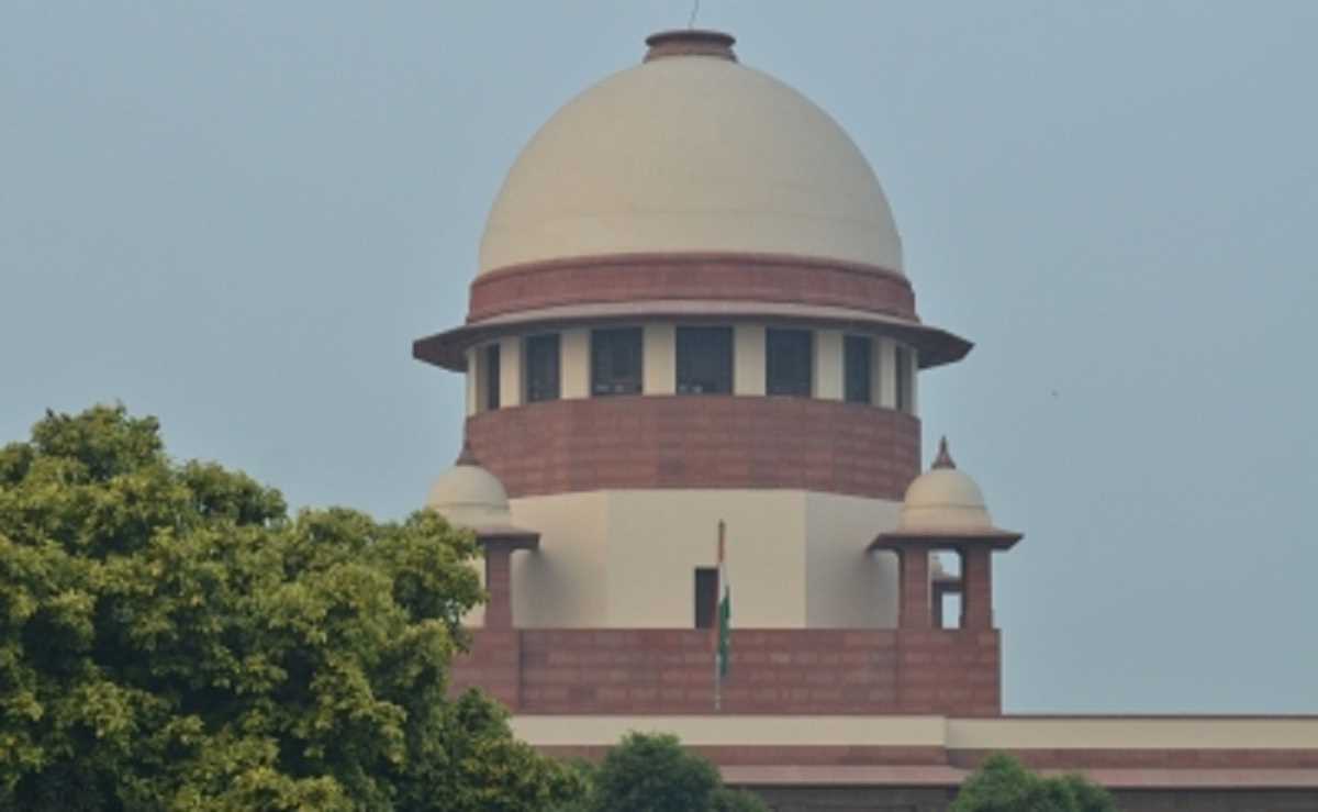 कैंसर लिम्फ नोड्स की तरह जंग खा रहा भ्रष्टाचार : सुप्रीम कोर्ट कैंसर लिम्फ नोड्स की तरह जंग खा रहा भ्रष्टाचार : सुप्रीम कोर्ट