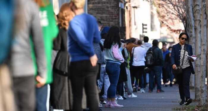 ऑस्ट्रेलिया की जनगणनाः सबसे तेजी से बढ़ रही है भारतीयों की आबादी ऑस्ट्रेलिया की जनगणनाः सबसे तेजी से बढ़ रही है भारतीयों की आबादी