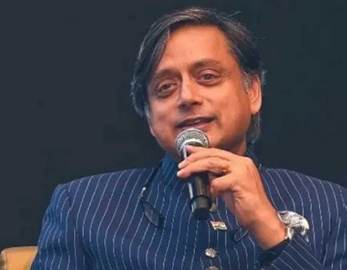 शशि थरूर द्वारा लगाए गए आरोपों पर मधुसूदन मिस्त्री ने किया पलटवार