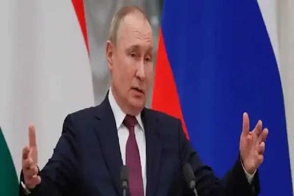 रूस-यूक्रेन विवाद : यूक्रेन की राजधानी कीव में कई धमाके, रूस ने बंद किए एयरपोर्ट, पुतिन की धमकी- यूक्रेन का साथ दिया तो भुगतने होंगे नतीजे