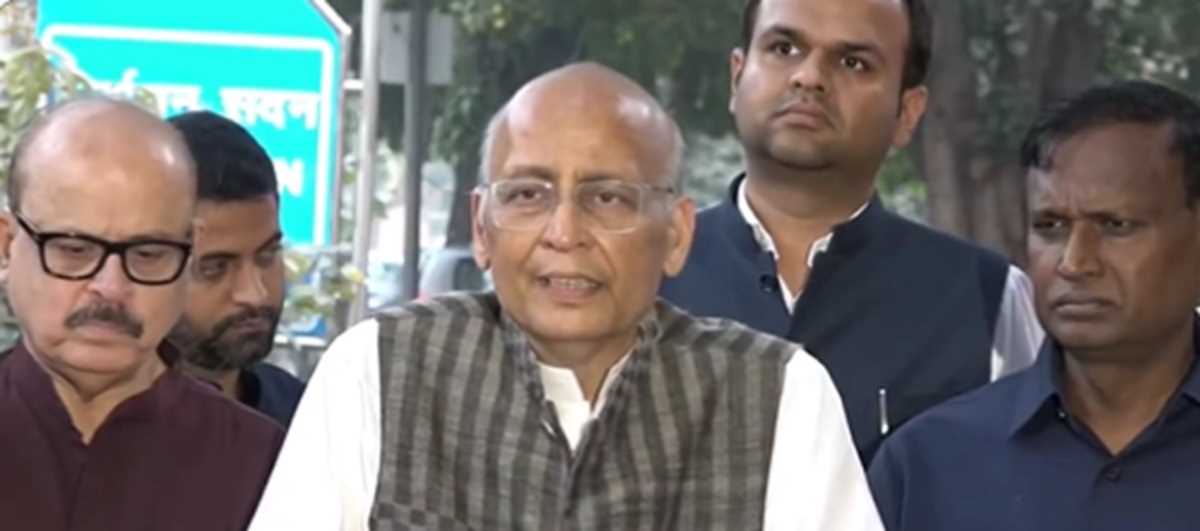 ईडी की मनमानी रोकने के लिए आयोग से लगाई गुहार: कांग्रेस ईडी की मनमानी रोकने के लिए आयोग से लगाई गुहार: कांग्रेस