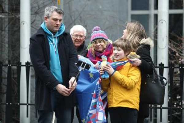 ब्रिटेन में पेंशनभोगियों को मिला कम भुगतान : रिपोर्ट