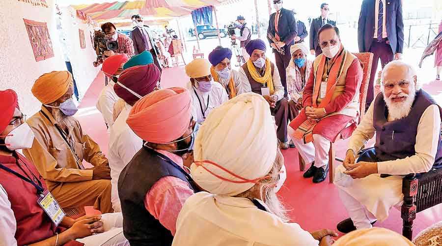 किसान आंदोलन: मोदी के गढ़ के किसान भी आएंगे दिल्ली