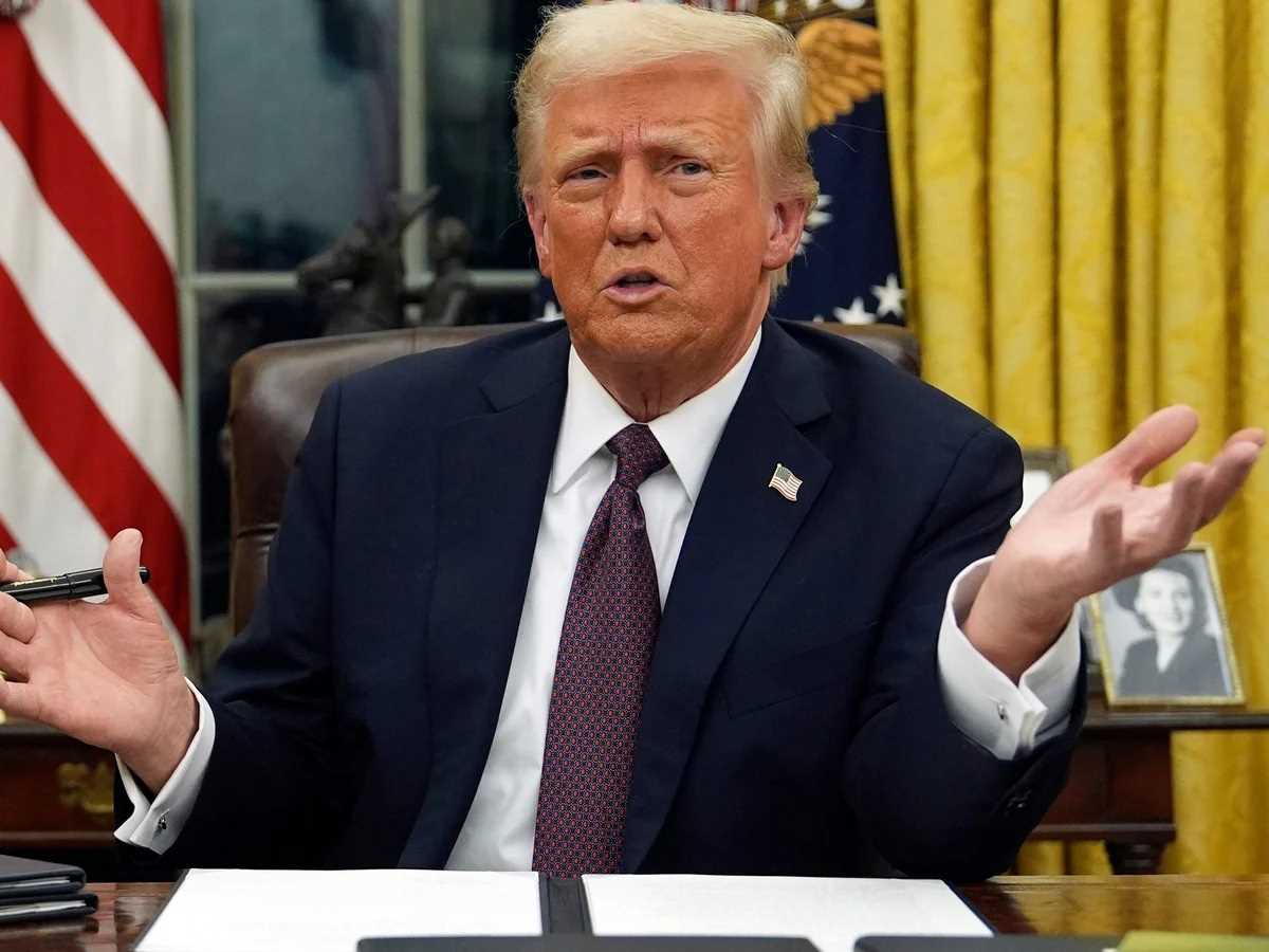 अमेरिका-ब्रिटेन के बीच व्यापार समझौते की ट्रंप कर सकते घोषणा अमेरिका-ब्रिटेन के बीच व्यापार समझौते की ट्रंप कर सकते घोषणा