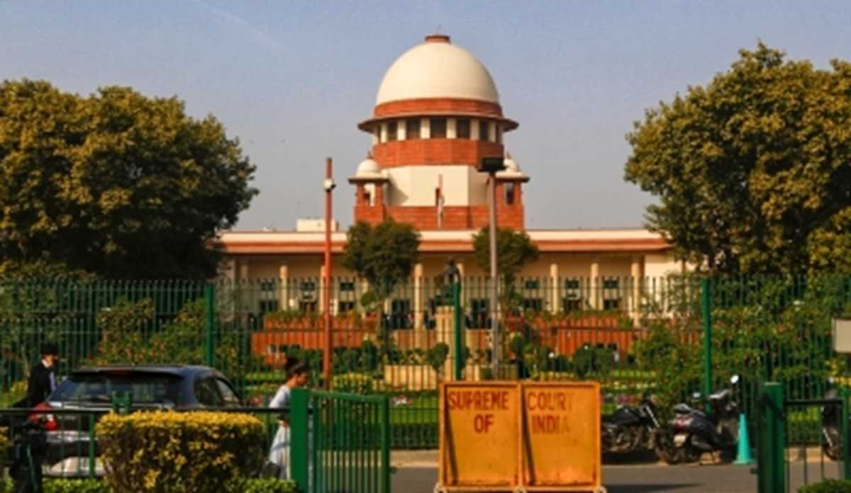 सुप्रीम कोर्ट ने प्रेस सूचना ब्यूरो में फैक्ट चेकिंग यूनिट बनाने की केंद्र की अधिसूचना पर रोक लगाई सुप्रीम कोर्ट ने प्रेस सूचना ब्यूरो में फैक्ट चेकिंग यूनिट बनाने की केंद्र की अधिसूचना पर रोक लगाई