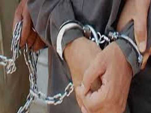 25 लाख का इनामी नक्सली नंदलाल मांझी पत्नी के साथ गिरफ्तार 25 लाख का इनामी नक्सली नंदलाल मांझी पत्नी के साथ गिरफ्तार