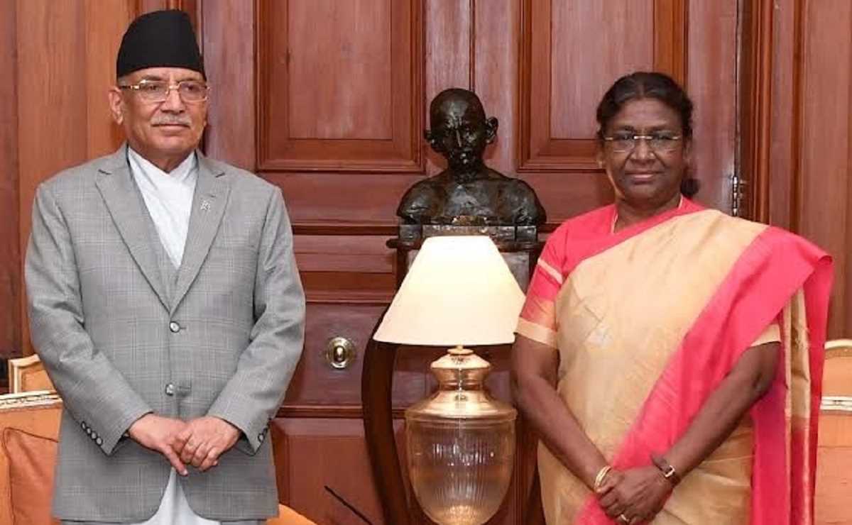 राष्ट्रपति द्राैपदी मुर्मू से मिले नेपाल के प्रधानमंत्री प्रचंड