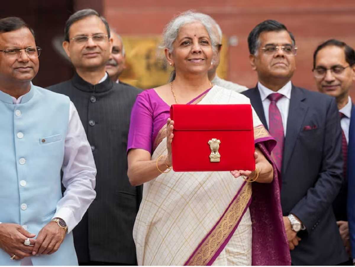 निर्मला सीतारमण आज पेश करेंगी सातवां बजट, बड़े सुधारों की उम्मीद