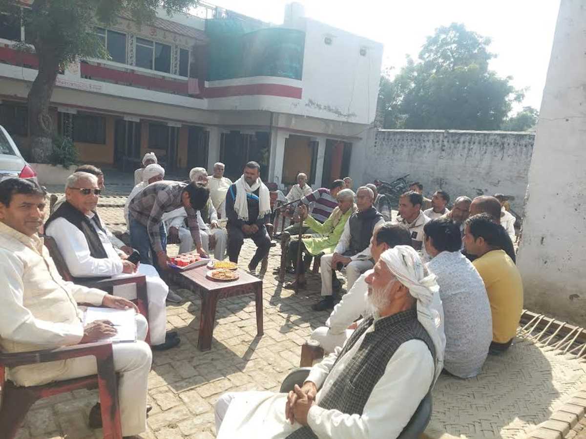 कूड़ा निस्तारण केंद्र निरस्त करने को लेकर किसानों ने की महापंचयत