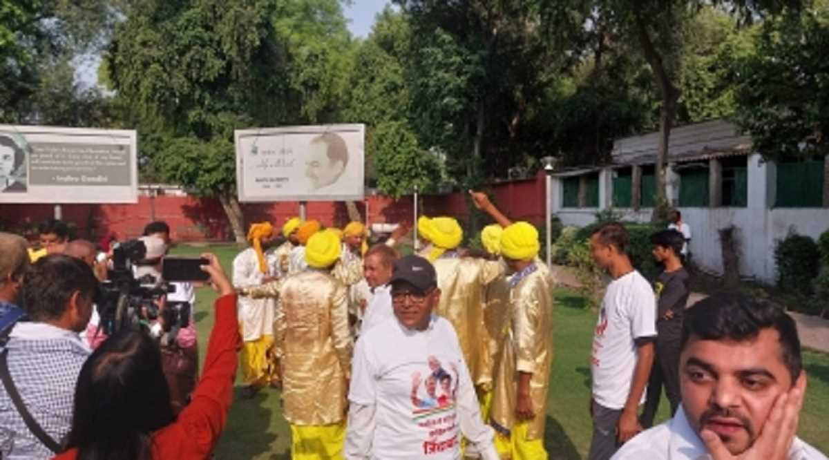 कर्नाटक में कांग्रेस अब 82 सीटों पर आगे कर्नाटक में कांग्रेस अब 82 सीटों पर आगे