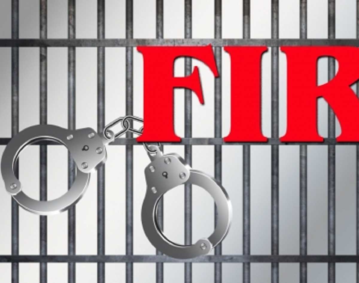 कन्नड़ कार्यकर्ताओं पर महाराष्ट्र के ट्रकों को नुकसान पहुंचाने के आरोप में एफआईआर दर्ज कन्नड़ कार्यकर्ताओं पर महाराष्ट्र के ट्रकों को नुकसान पहुंचाने के आरोप में एफआईआर दर्ज