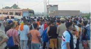 महेंद्रनाथ मंदिर में मची भगदड़, 2 महिलाओं की मौत, 2 गंभीर रूप से घायल, महेंद्रनाथ मंदिर में मची भगदड़, 2 महिलाओं की मौत, 2 गंभीर रूप से घायल,