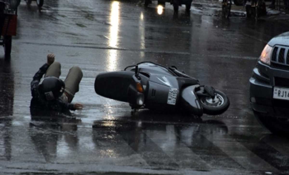 नितिन गडकरी बोले, 2024 तक देश में दुर्घटनाएं और मौतों की संख्या आधी करने का लक्ष्य