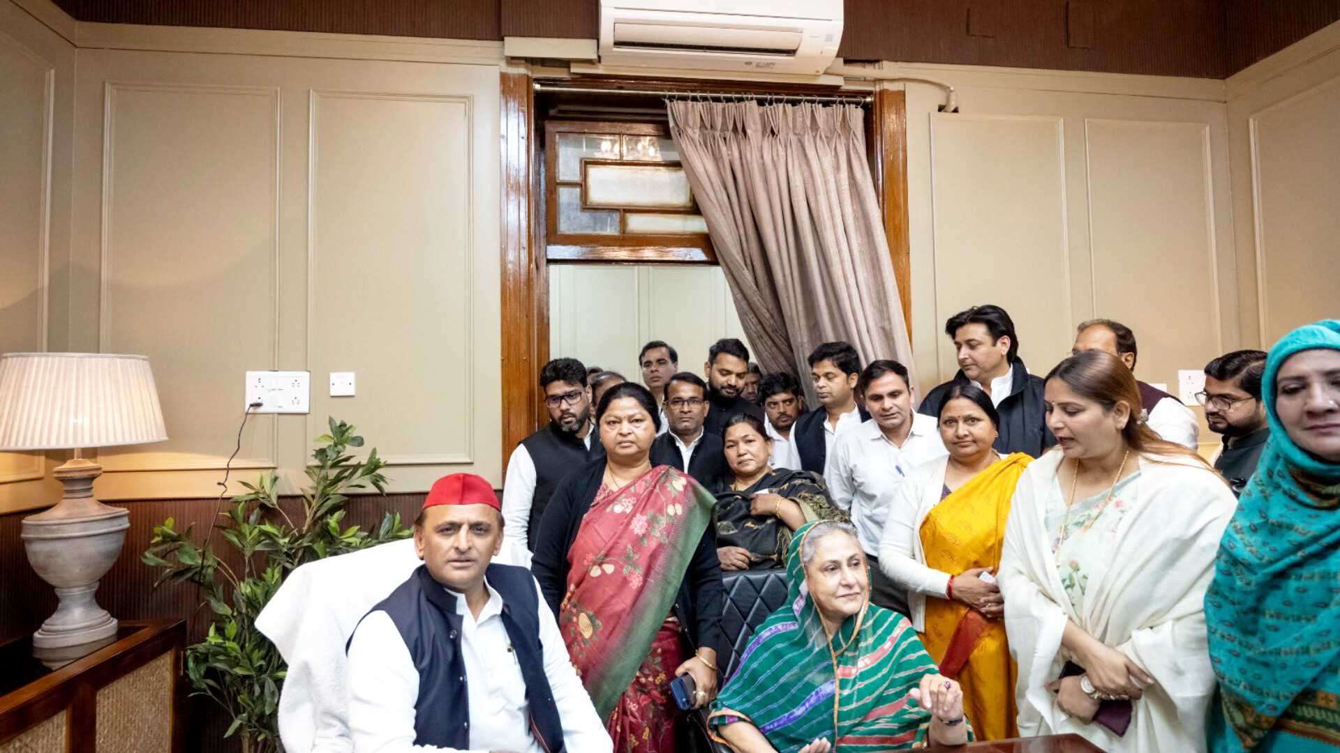 अब सब कुछ साफ़ है, यही तीसरी सीट की जीत है - अखिलेश यादव