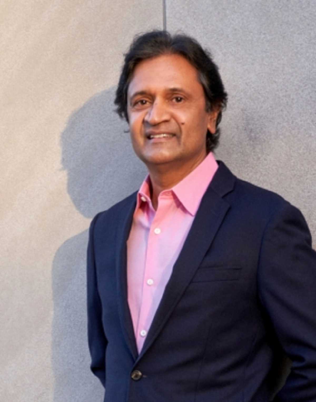 भारतीय मूल के अमेरिकी को मिला ओकावा पुरस्कार भारतीय मूल के अमेरिकी को मिला ओकावा पुरस्कार