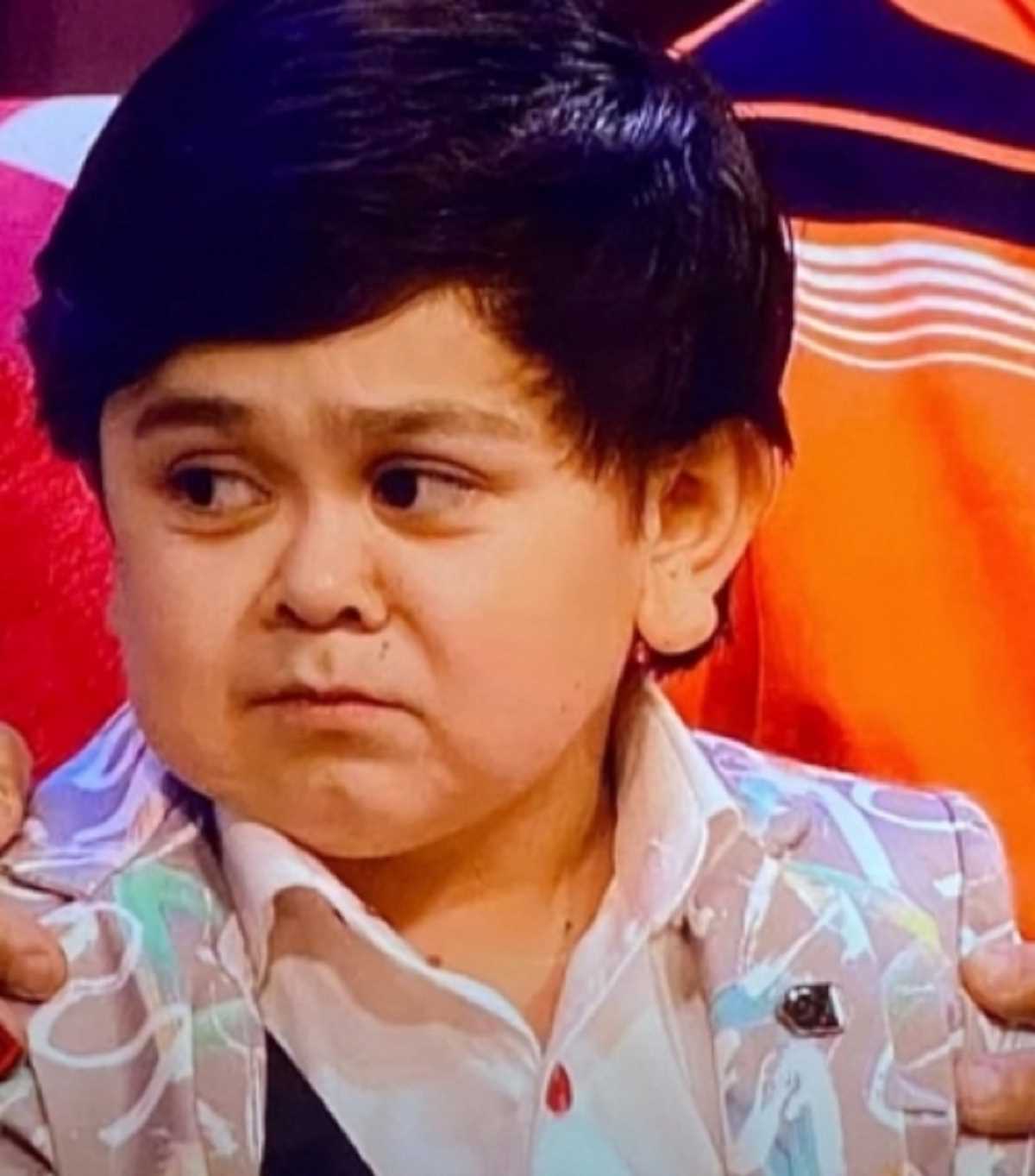 बिग बॉस 16 : अब्दु रोजिक के बाहर निकलने से घरवालों को लगा झटका(14:38) बिग बॉस 16 : अब्दु रोजिक के बाहर निकलने से घरवालों को लगा झटका(14:38)