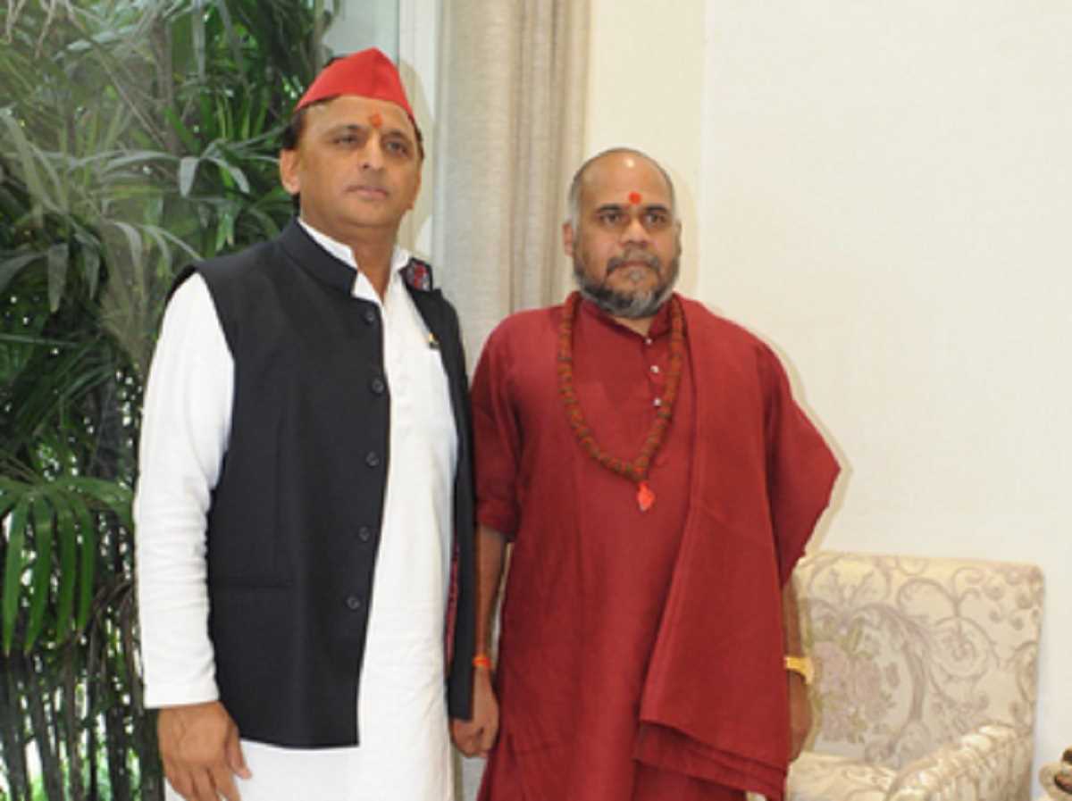 सपा के टिकट पर चर्चित संत मिर्ची बाबा लड़ेंगे विधानसभा चुनाव , सीएम शिवराज का करेंगे सामना