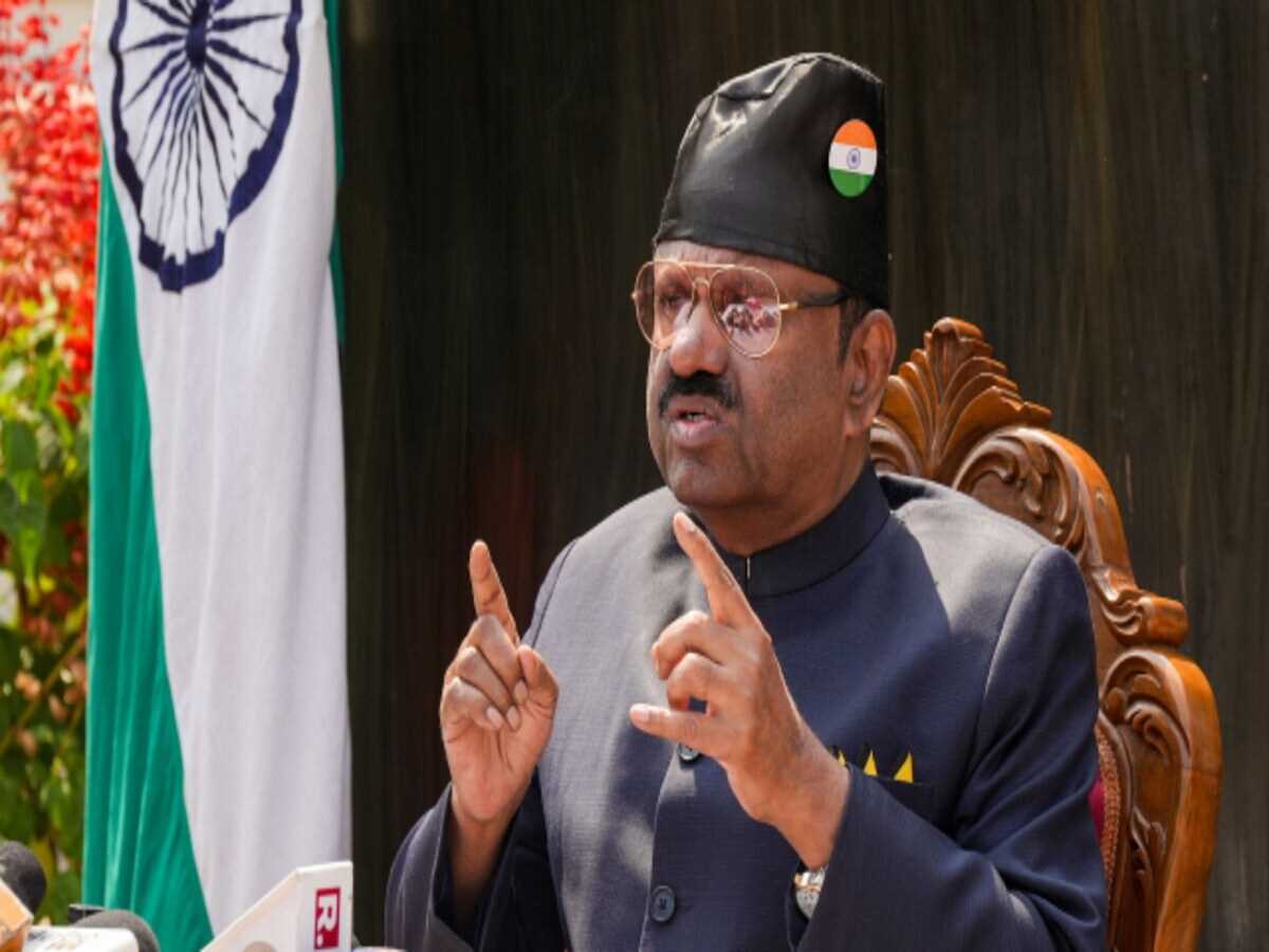 पश्चिम बंगाल में पीड़ित महिलाओं से राज्यपाल के मिलने की संभावना