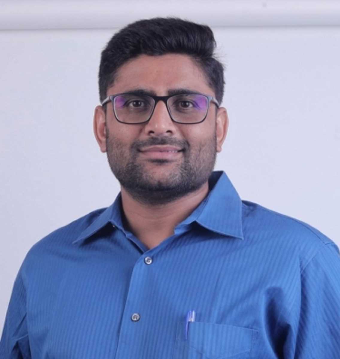 गुजरात आप अध्यक्ष पर भाजपा नेताओं को बदनाम करने का मामला दर्ज