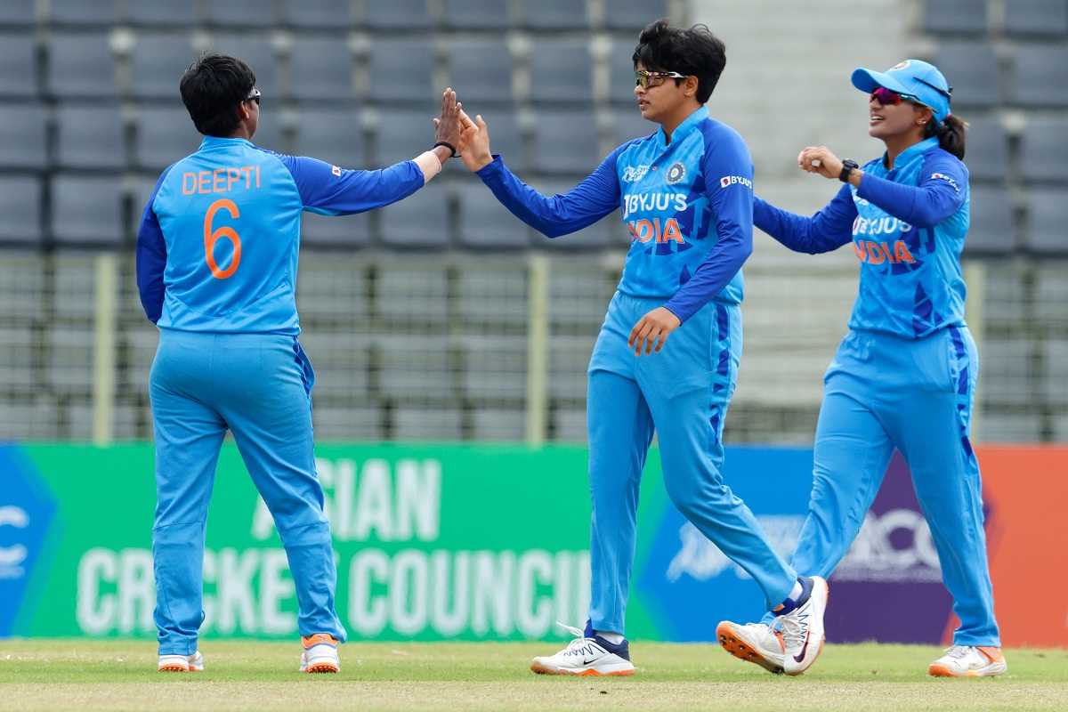 Womens Asia Cup T20 2022 : भारतीय महिला टीम ने थाईलैंड को हराकर फाइनल में जगह बनाई