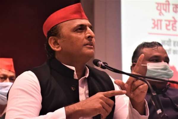 अखिलेश सत्ता में आने पर यश भारती पुरस्कार फिर से शुरू करेंगे